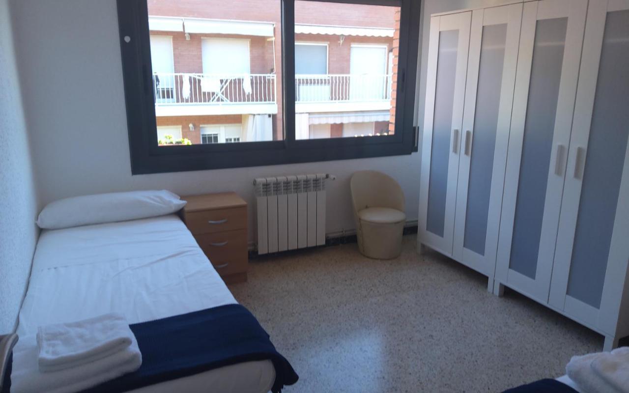 Holidays Domus Iano Esparreguera Exterior foto